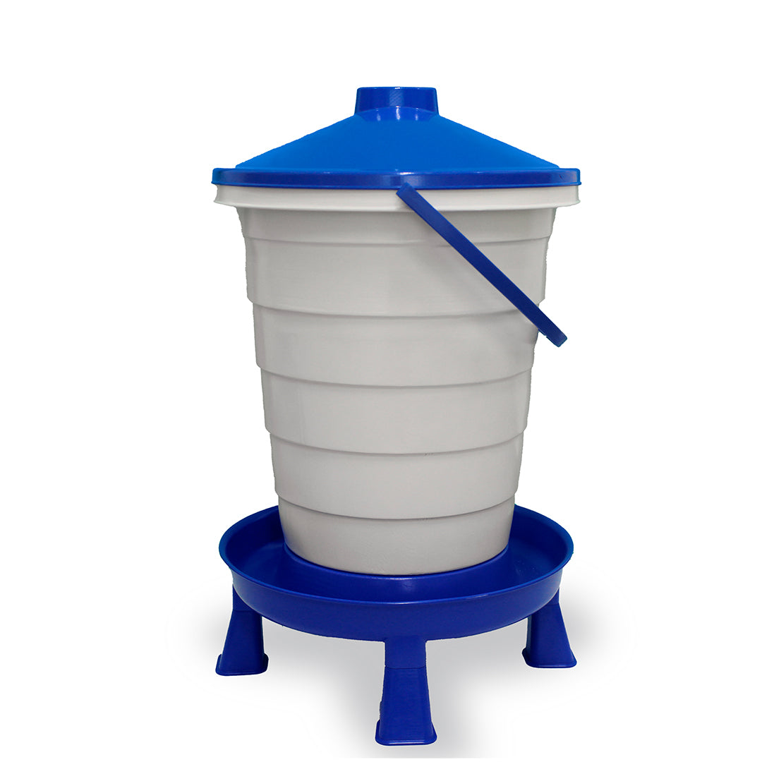 BUCKET DRINKER 25 L. WITH LEGS