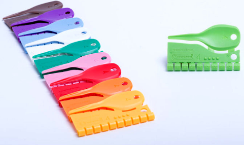 PLASTIC BIRD RINGS WITH KEY