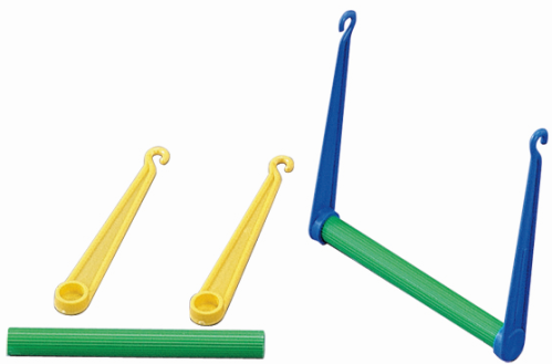 PLASTIC SWING