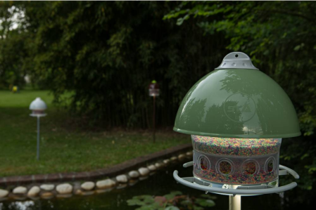 MARON FEEDER M057