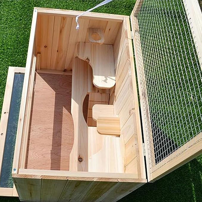 WOODEN RODENT CAGE MAZE