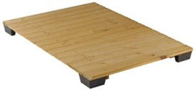 WOODEN PATIO WITH PLASTIC FEET