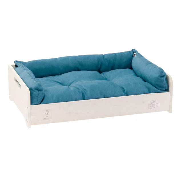 DOG & CAT BED HALL